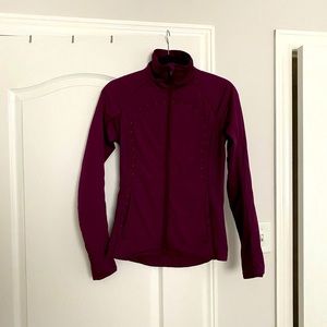 Lululemon jacket size 4